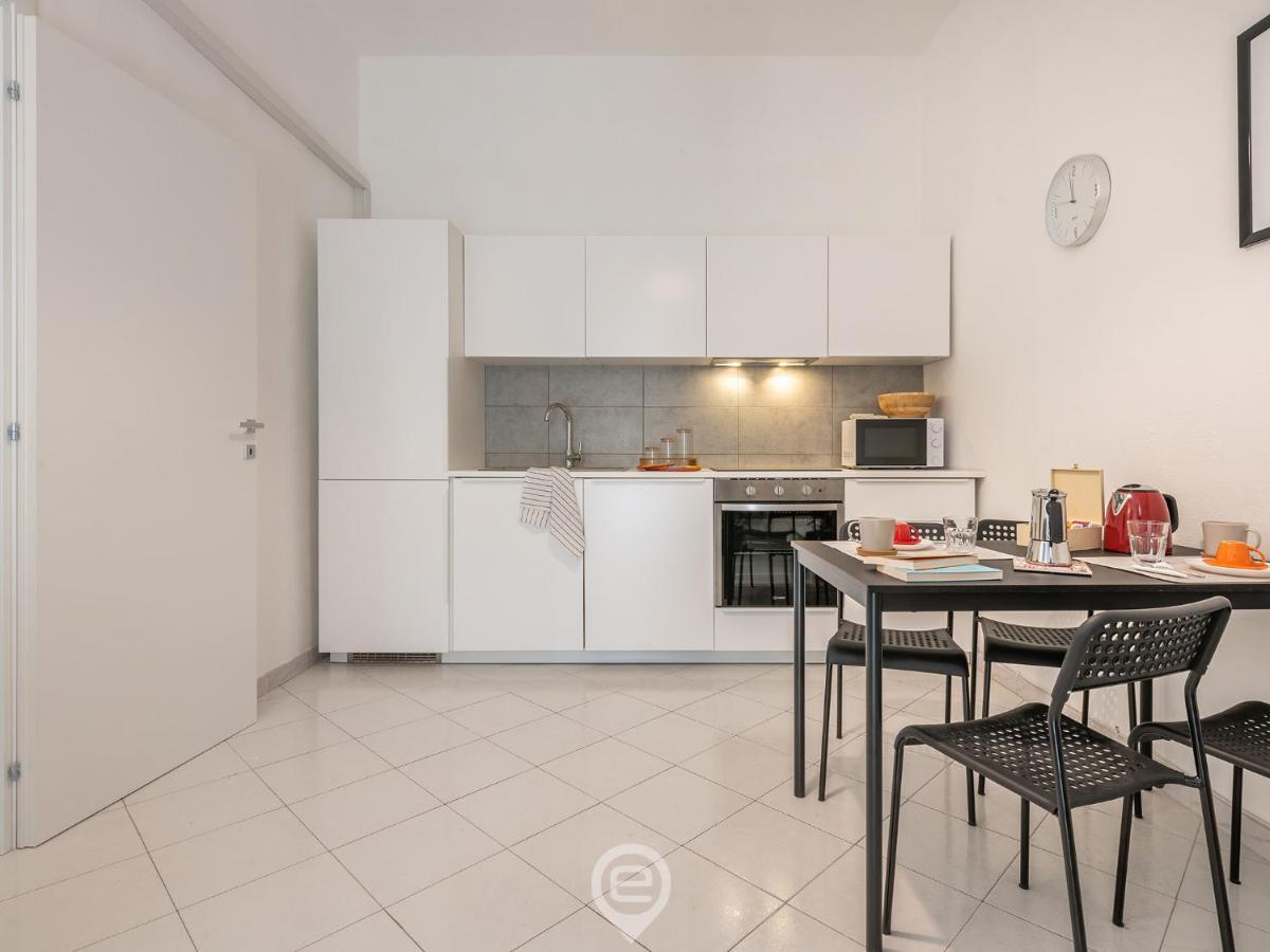 Aurora'S Apartment 칼리아리 외부 사진