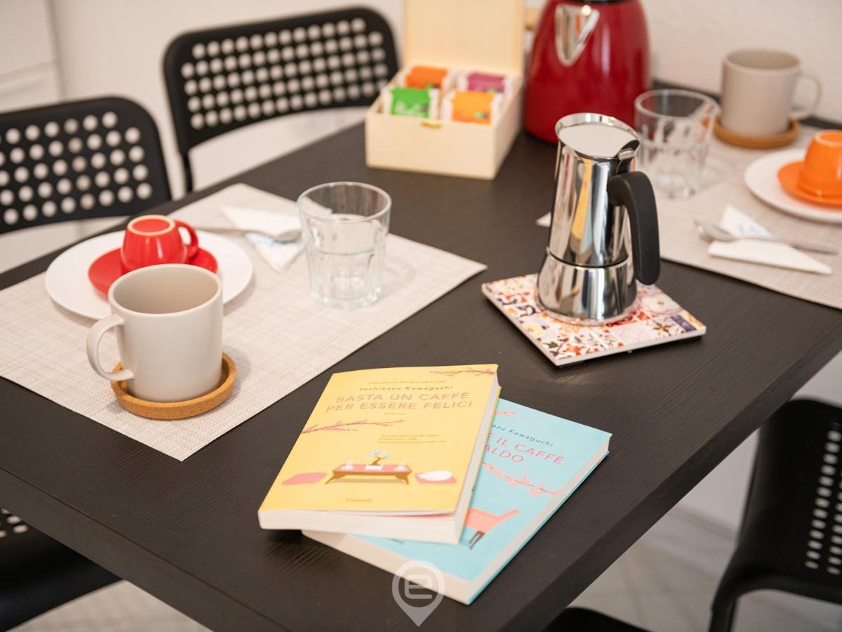 Aurora'S Apartment 칼리아리 외부 사진
